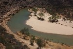 Kalbarri NP, Hier ging's runter zum Baden im Murchiston River